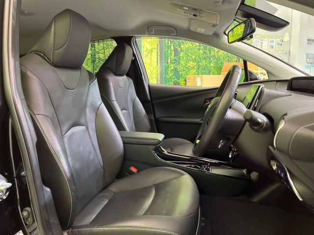 TOYOTA PRIUS PHV 2020