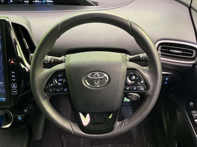 TOYOTA PRIUS PHV 2020
