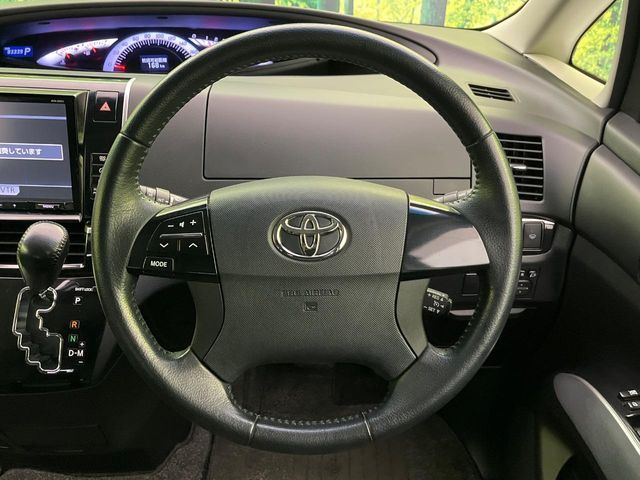 TOYOTA ESTIMA 2013
