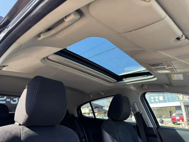 MAZDA AXELA SPORTS 2016