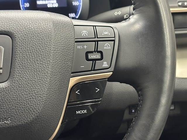 TOYOTA CROWN CROSSOVER 2022