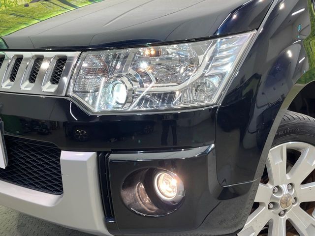 MITSUBISHI DELICA D:5 4WD 2011