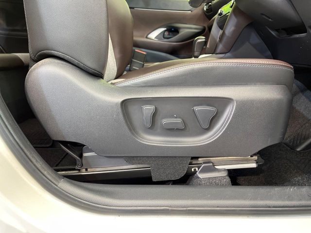 TOYOTA YARIS CROSS HYBRID 2020