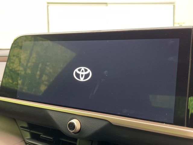 TOYOTA CROWN CROSSOVER 2023