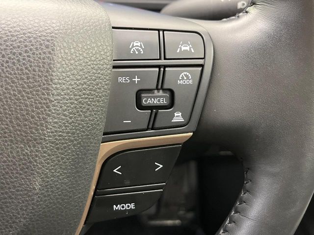 TOYOTA CROWN CROSSOVER 2023