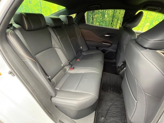 TOYOTA CROWN CROSSOVER 2023