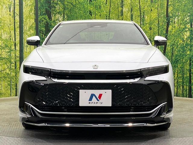 TOYOTA CROWN CROSSOVER 2023