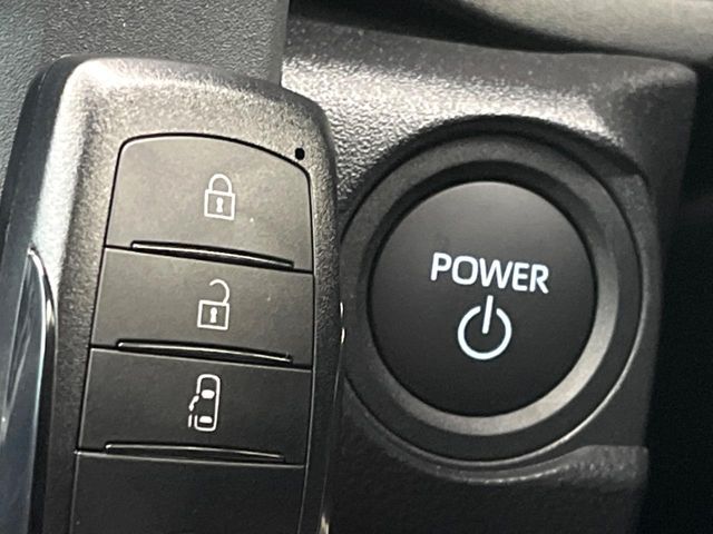 TOYOTA SIENTA HYBRID 2025