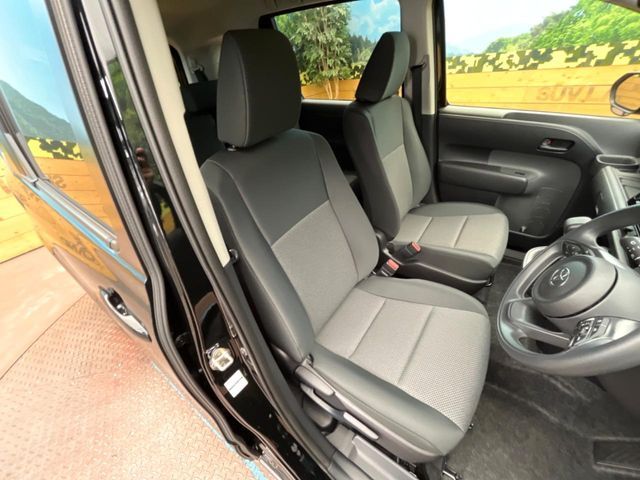 TOYOTA SIENTA HYBRID 2025