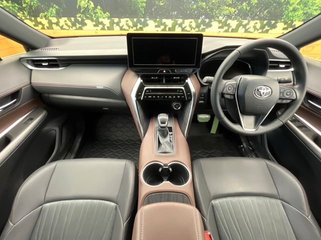 TOYOTA HARRIER 2WD 2024