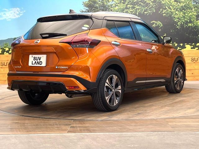 NISSAN KICKS 2021