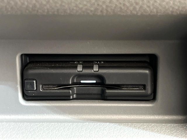 NISSAN NV350 CARAVAN 2020