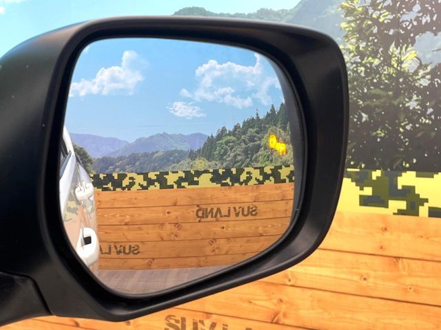 TOYOTA LANDCRUISER PRADO 2023