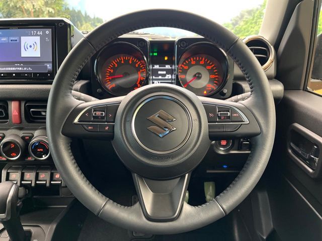 SUZUKI JIMNY 4WD 2025