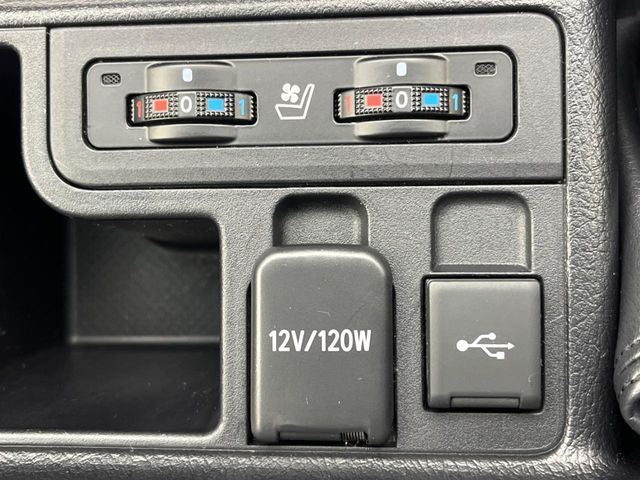 TOYOTA LANDCRUISER PRADO 2022