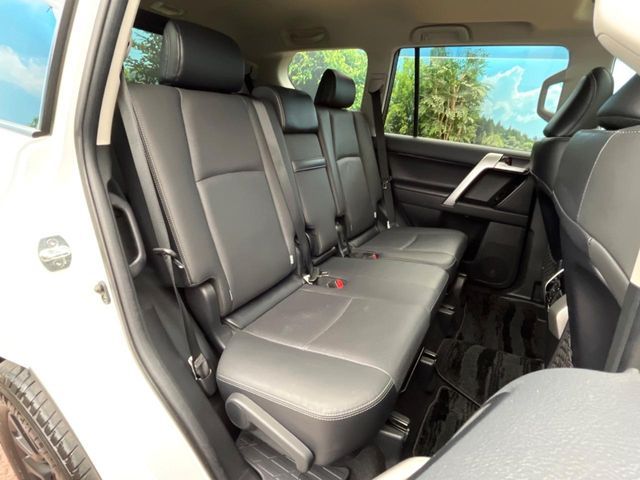 TOYOTA LANDCRUISER PRADO 2022