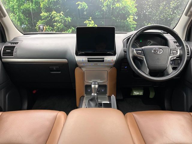 TOYOTA LANDCRUISER PRADO 2021