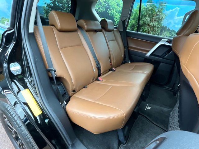 TOYOTA LANDCRUISER PRADO 2021