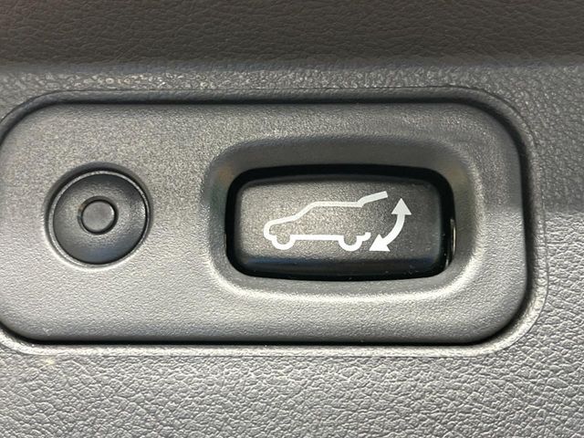 MITSUBISHI DELICA D:5 4WD 2019