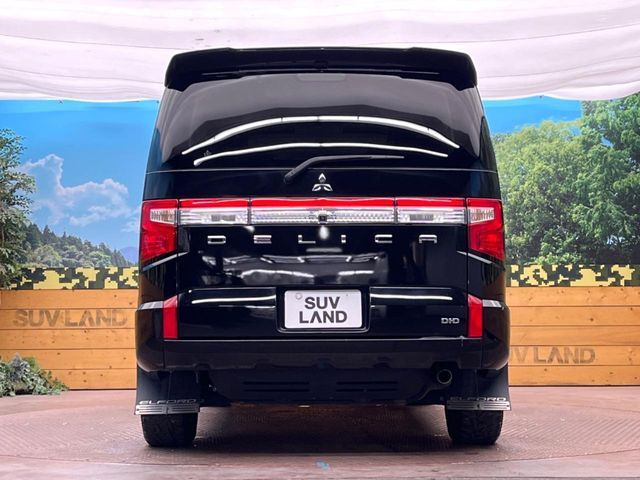 MITSUBISHI DELICA D:5 4WD 2019