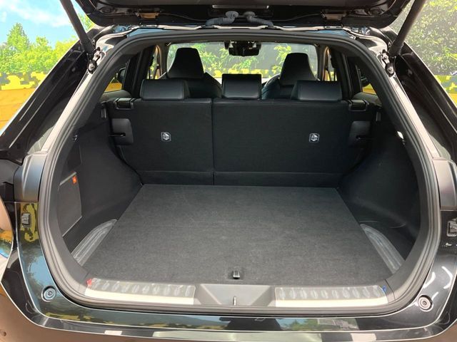 TOYOTA HARRIER HYBRID 2024