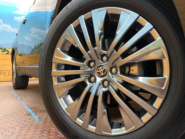 TOYOTA HARRIER HYBRID 2024