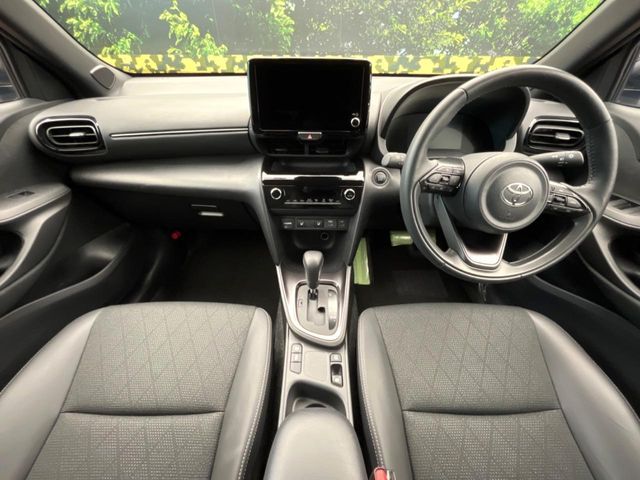 TOYOTA YARIS CROSS 2025