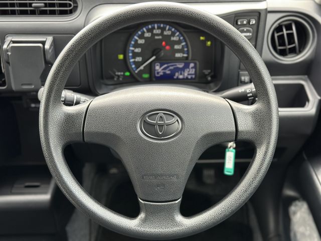 TOYOTA PROBOX van HYBRID 2025