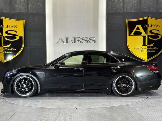 TOYOTA CROWN sedan 2013