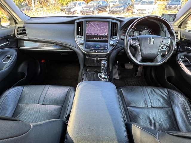 TOYOTA CROWN sedan 2013