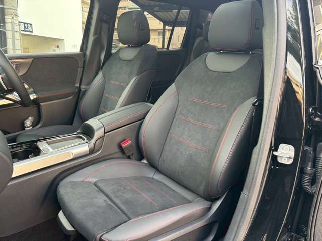 MERCEDES BENZ MERCEDES BENZ GLB 2025