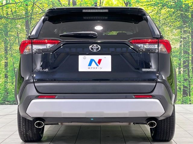 TOYOTA RAV4 4WD 2025