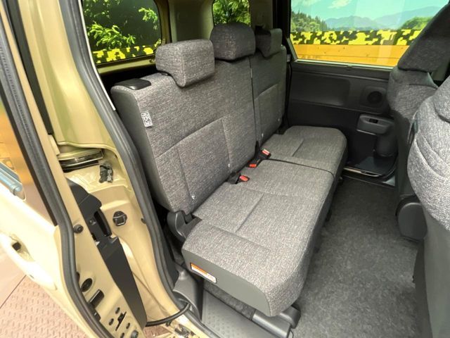 TOYOTA SIENTA HYBRID 2023