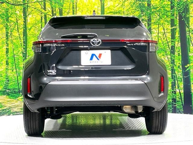 TOYOTA YARIS CROSS 2025