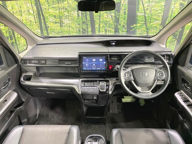 HONDA STEPWAGON SPADA HYBRID 2017