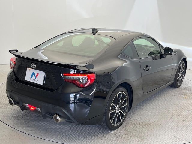 TOYOTA 86 2018