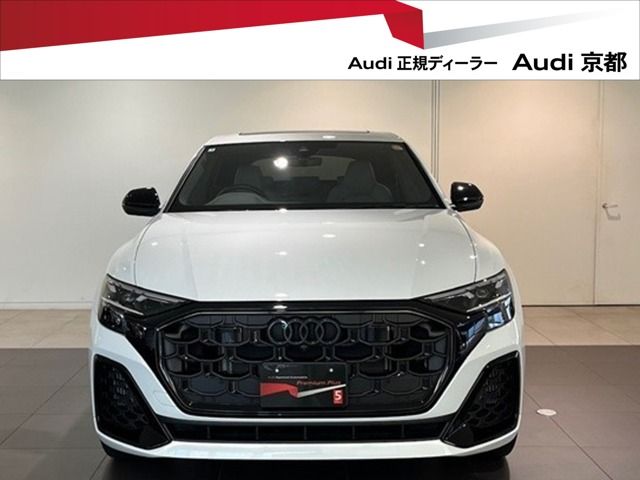 AUDI AUDI Q8 2025