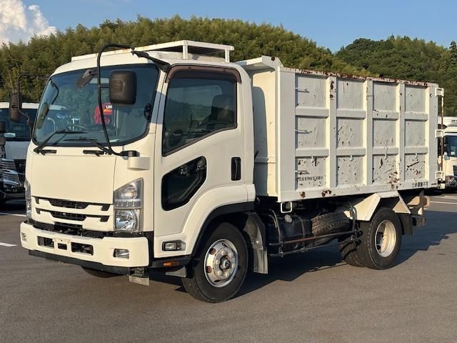 ISUZU FORWARD 2016