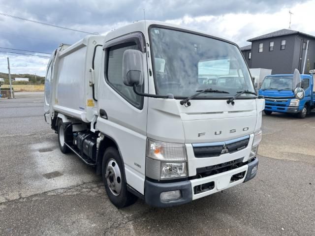 MITSUBISHI CANTER 2018