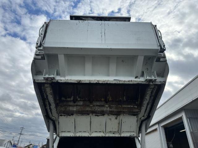 MITSUBISHI CANTER 2018