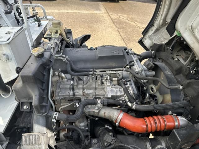 MITSUBISHI CANTER 2018