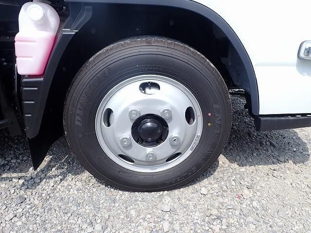 MITSUBISHI CANTER 2025