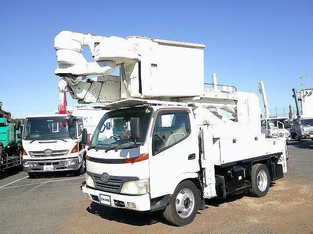 TOYOTA DYNA 2009