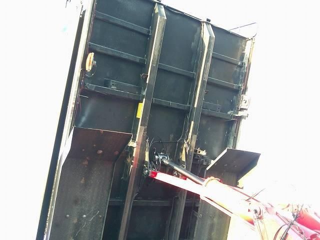 MITSUBISHI FUSOU FIGHTER 2013