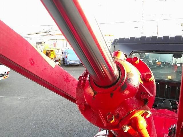 MITSUBISHI FUSOU FIGHTER 2013