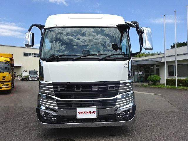 MITSUBISHI FUSOU SUPER GREAT 2025