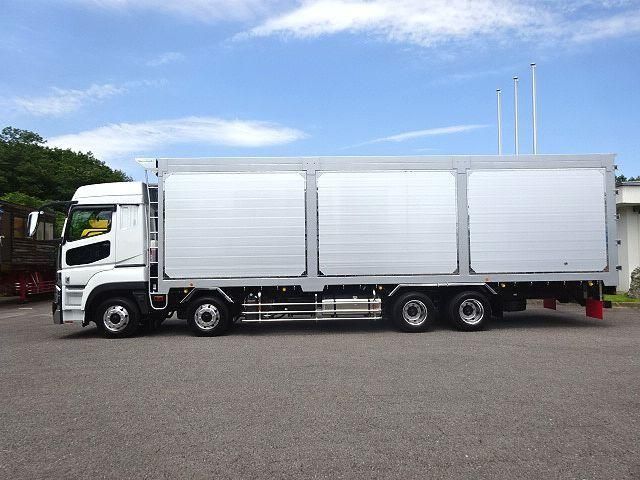 MITSUBISHI FUSOU SUPER GREAT 2025