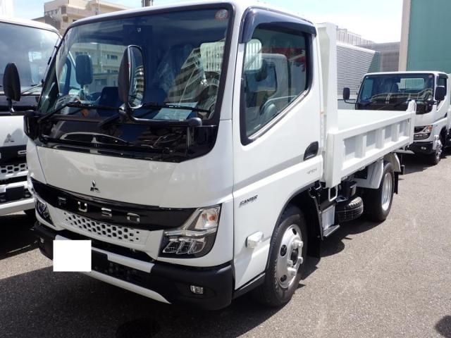 MITSUBISHI CANTER 2025