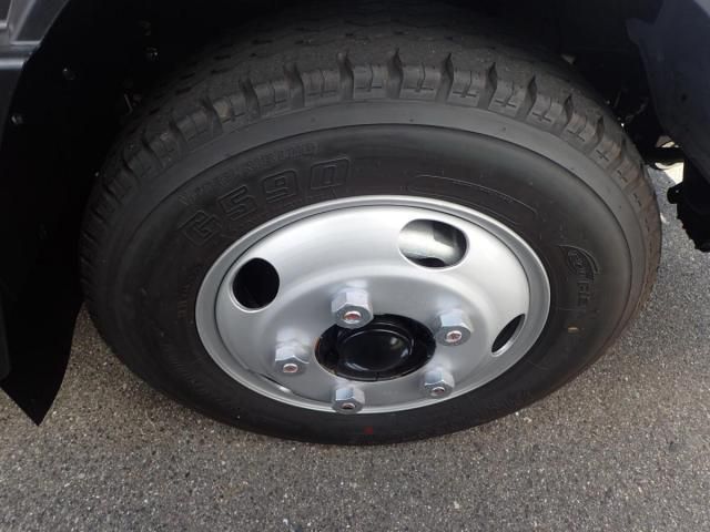 MITSUBISHI CANTER 2025