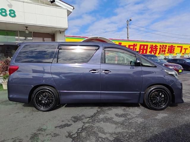 TOYOTA ALPHARD 2013